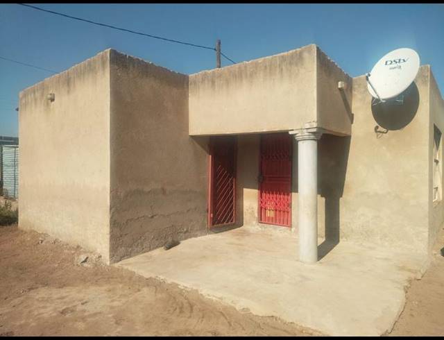 2 BEDROOM HOUSE FOR SALE IN MANKWENG